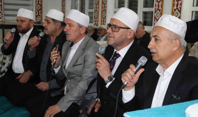 Çarşamba'da 300 yıllık gelenek yaşatıldı: Enderun usulü teravih kılındı