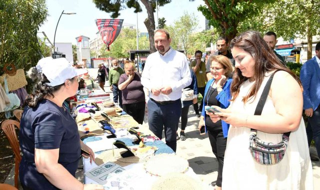 Çiğli&#039;de Üretici Kadın Pazarı açıldı