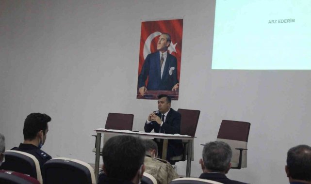 Çıldır'da kadına şiddetle mücadele programı