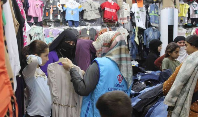 Cizre'de bin 500 yetim çocuğa bayramlık yardımı