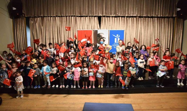 Çocuklar bayram sevincini Tepebaşı&#039;nda yaşıyor