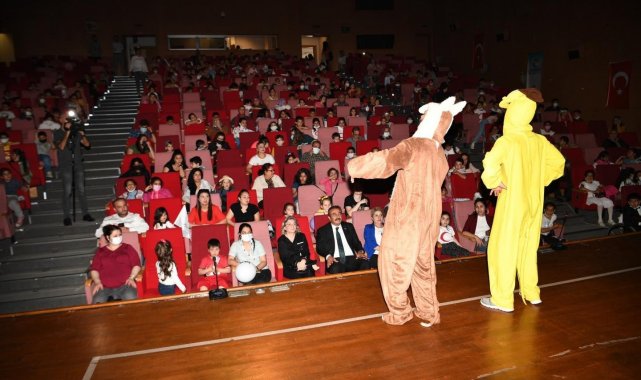 Çocuklar bayramı coşkuyla kutladı