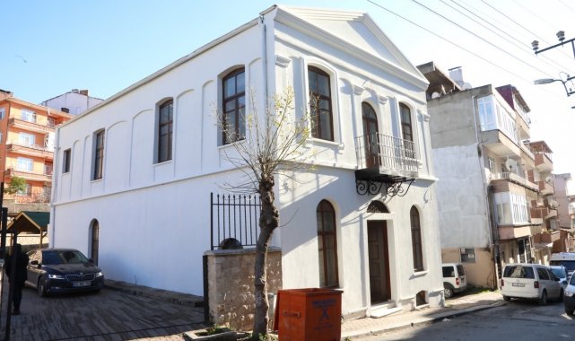 Darıca Millet Kütüphanesi gençlerin yeni adresi oldu