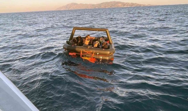 Datça&#039;da 13 düzensiz göçmen kurtarıldı