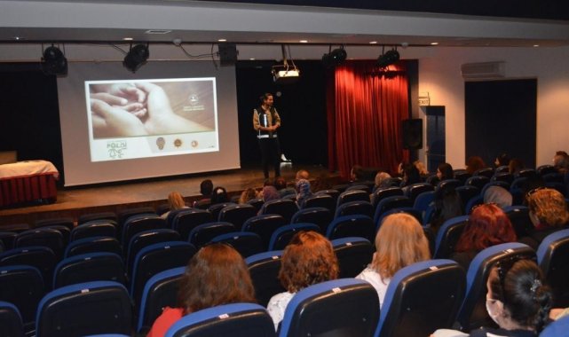 Datça'da "En iyi narkotik polisi anne" semineri verildi