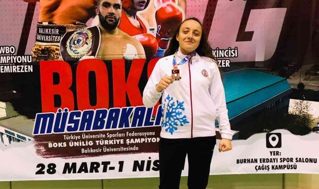 Demir yumruk Falay, Türkiye üçüncüsü oldu