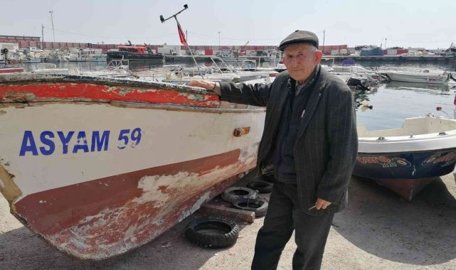 Denizden çekildi ama limandan ayrılamıyor