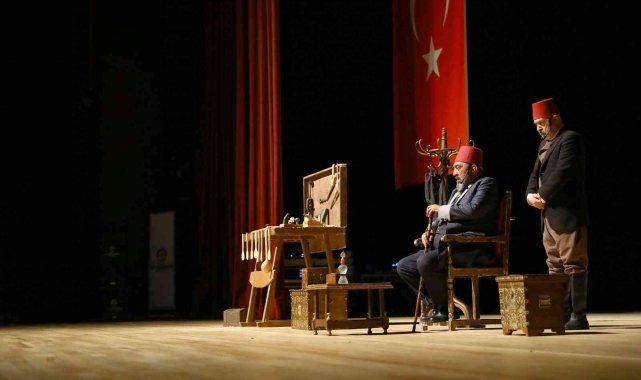 Denizli&#039;de &#039;2. Abdülhamit Han&#039; oyunu beğeni topladı