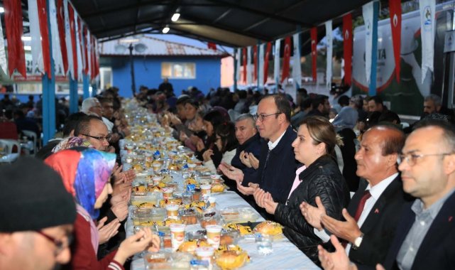 Denizli'de binlerce vatandaş gönül sofrasında bir araya geldi