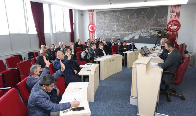 Derince Belediyesi'nde encümen ve komisyon üyeleri belirlendi