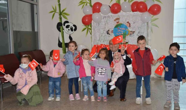 Devlet hastanesinde 23 Nisan kutlaması