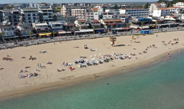 Didim Belediyesi, Altınkum Plajı&#039;nda hizmete başladı