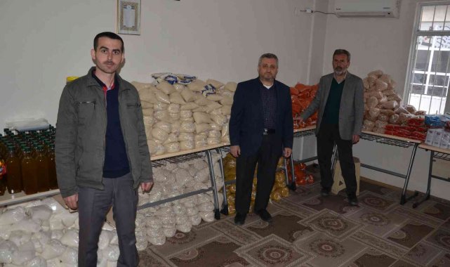 Din görevlilerinin öncülüğünde yüzler gülüyor