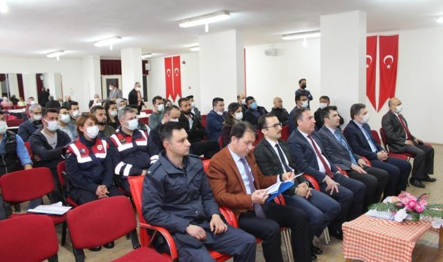 Dinar&#039;da Bağımlılıkla Mücadele Çalıştayı gerçekleştirildi