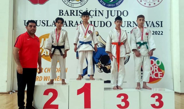 Diyarbakır Büyükşehir Belediyesi sporcuları judoda başarı elde etti