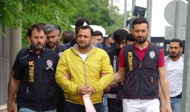 Diyarbakır'da 'Yasa dışı' bahis operasyonu: 16 kişi adliyeye çıkartıldı