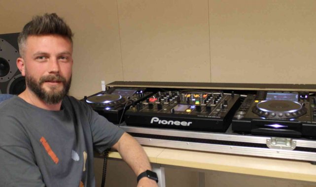 DJ'lik gençler tarafından trend bir meslek haline geldi