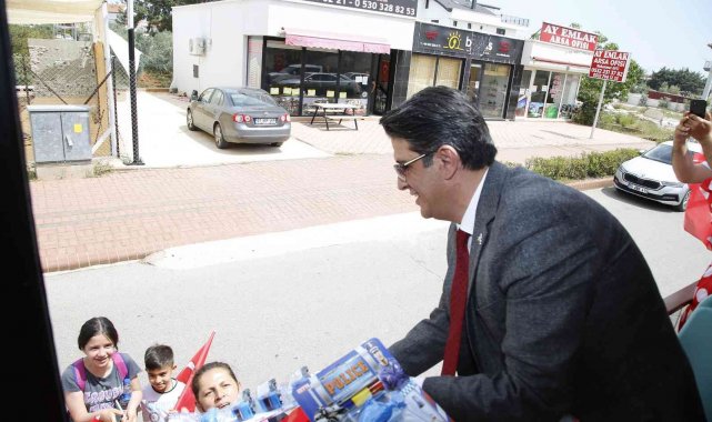 Döşemealtı'nda 23 Nisan korteji