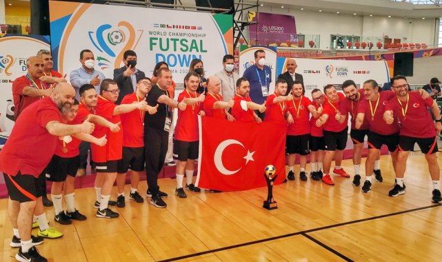 Down Sendromlular Futsal Dünya Şampiyonası: Türkiye Milli Takımı dünya üçüncüsü oldu