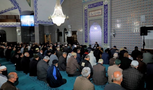 Dünya birincisi Hafız Muhammed Recep, Yenice cemaatiyle buluştu