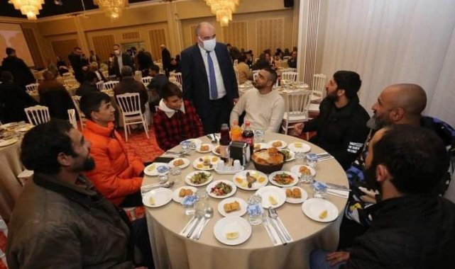 Dünya Romanlar Günü'nde "birlik" mesajı