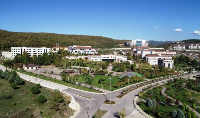 Düzce Üniversitesi uluslararası alanda ses getirmeye devam ediyor