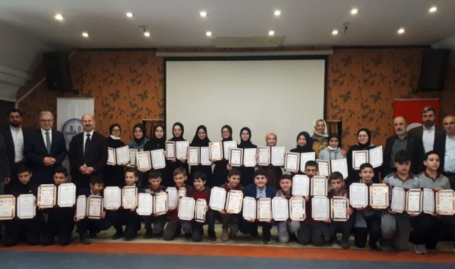 Düzce'de 34 öğrenciye hafızlık belgeleri takdim edildi