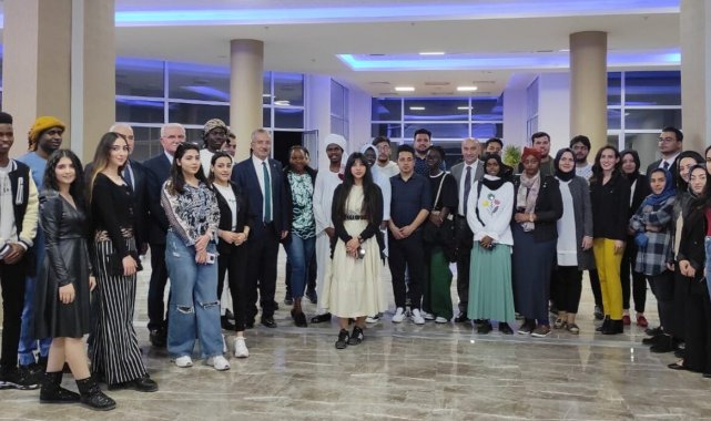 EBYÜ'de eğitim gören yabancı uyruklu öğrenciler iftarda buluştu