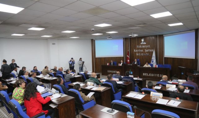 Edremit'in 2021 yılı faaliyet raporu kabul edildi