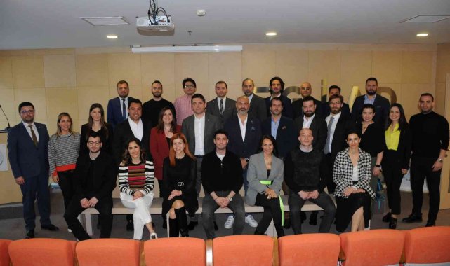 EGİAD'a 25 yeni üye