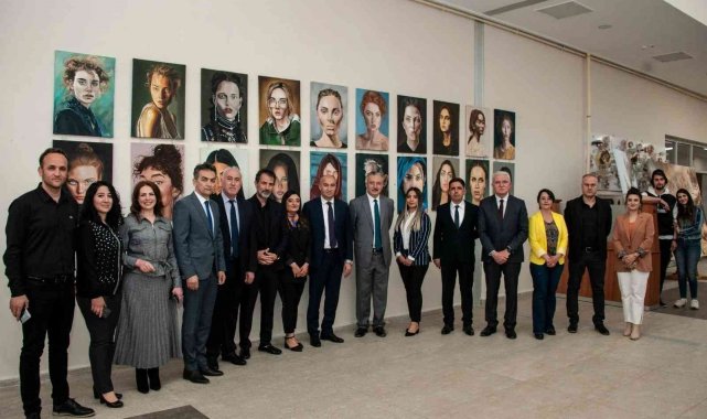 Eğitim Fakültesi Resim- İş Eğitimi Anabilim Dalından 2020 Mezunları Resim Sergisi