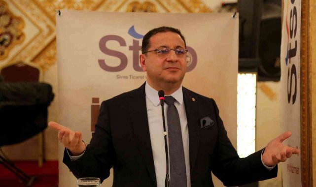 Eken bir dönem daha aday olacağını açıkladı