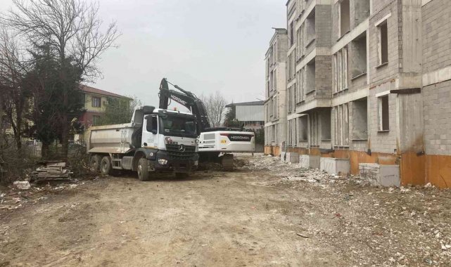 Ekipler alternatif yol çalışmasına başladı