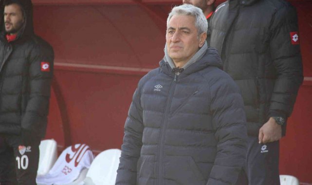 Elazığspor Teknik Direktörü Tutaş: &quot;Ligde kalma mücadelemizi sürdürüyoruz&quot;