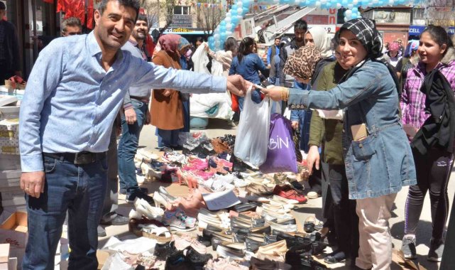 Elbistan'da 'Alışveriş Bayramı' coşkusu