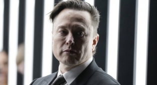 Elon Musk gözünü Coca Cola’ya dikti