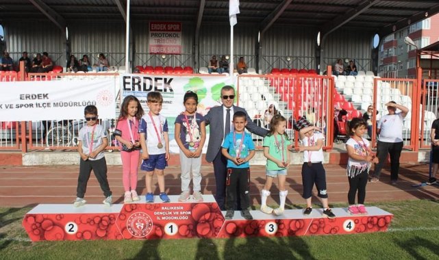 Erdek&#039;te Küçükler Atletizm Festivali düzenlendi