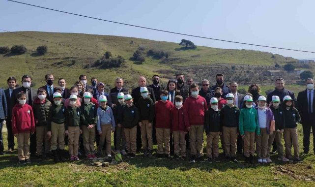 Erdek'te Orman Haftasında fidan dikildi