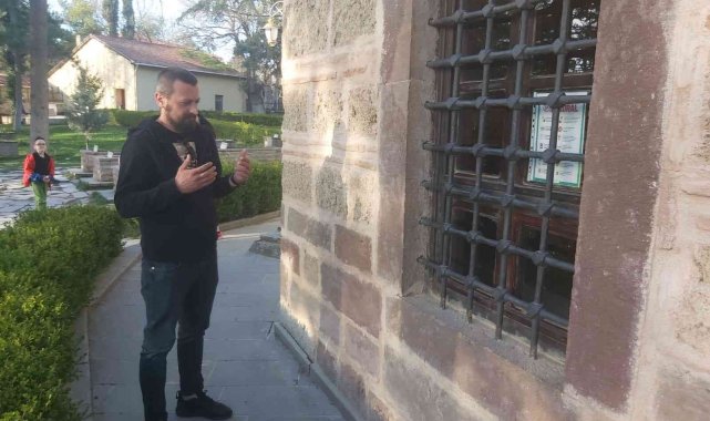 Ertuğrul Gazi türbesi ziyaretçileri erken kapanmaya tepkili