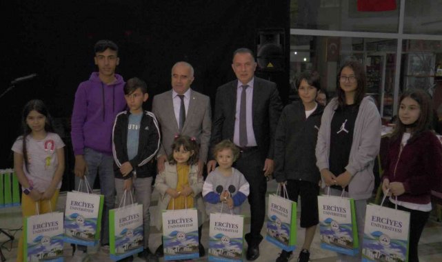 ERÜ şehit ailelerini iftarda buluşturdu