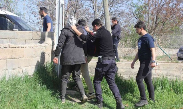 Erzincan polisi 'umut tacirlerine' göz açtırmıyor