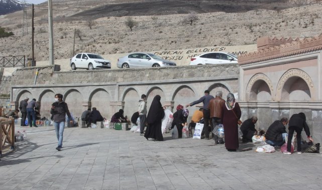 Erzincanlılar 'ekşisu' ile iftar açıyor