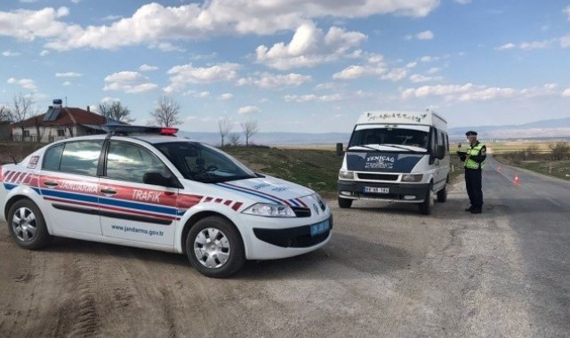 Eskişehir'de jandarmadan eş zamanlı trafik denetimi