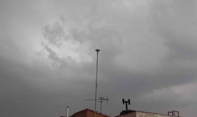 Eskişehir'in de bulunduğu bölgede kuvvetli rüzgâr ve fırtına uyarısı