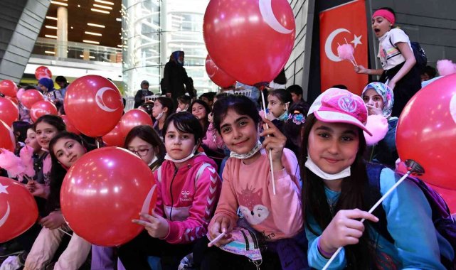 Fetih Müzesi çocuklarla şenlendi