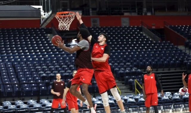 Frutti Extra Bursaspor&#039;un Avrupa arenasında gurur gecesi