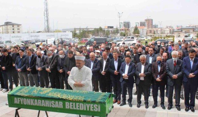 Gazeteci Yazar Hacı Hakkı Özsoy son yolculuğuna uğurlandı