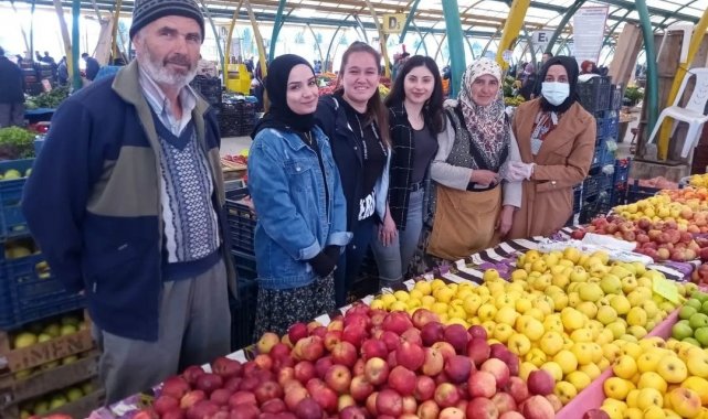 Gediz Sağlık Hizmetleri MYO öğrencilerinden pazarcılara destek