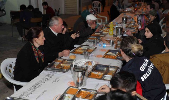 Gemlik'e Ramazan bereket ve neşesiyle geldi