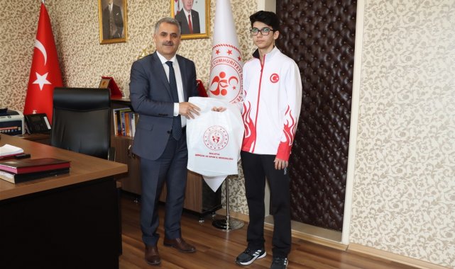 Genç şampiyon olimpiyatlara hazırlanıyor